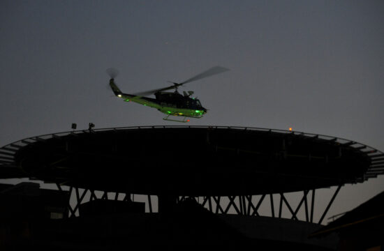 Policijski helikopter nad heliportom UKC Ljubljana