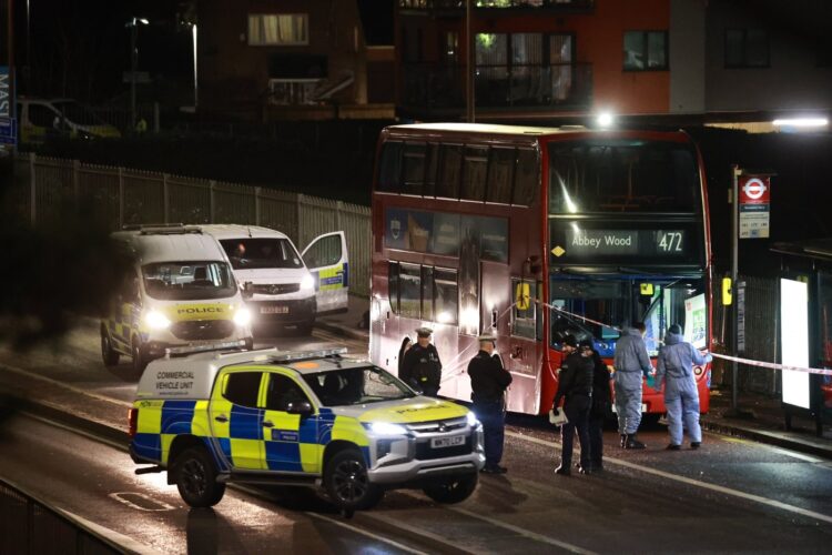 Napad z nožem na 14-letnika v Londonu