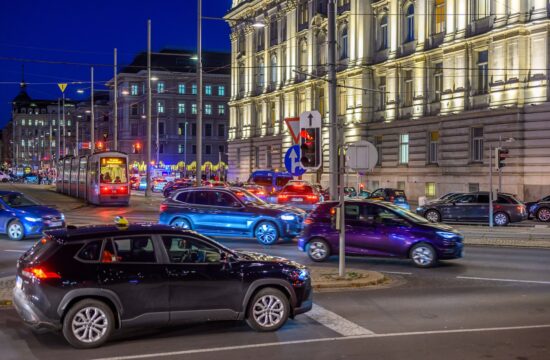 Dunajski izziv: pustite avto za tri mesece in vsak mesec dobite 500 evrov